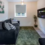 Entire 1 Bedroom Flat Near Centre And Shipley * 布雷得佛