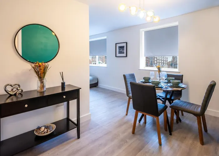 Entire 1 Bedroom Flat Near Centre And Shipley