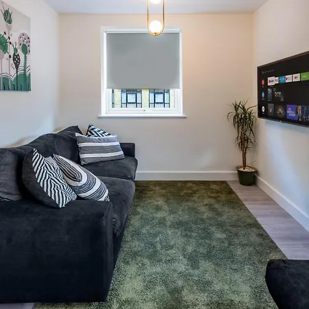 Entire 1 Bedroom Flat Near Centre And Shipley * 布雷得佛